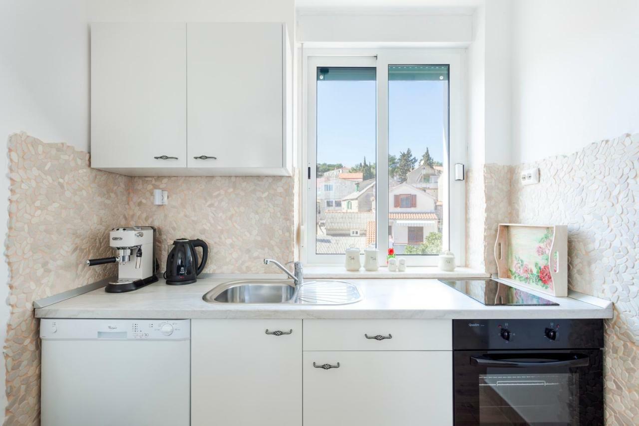 Cozy Apartment Lile In The Heart Of Old Town สปลิท ภายนอก รูปภาพ