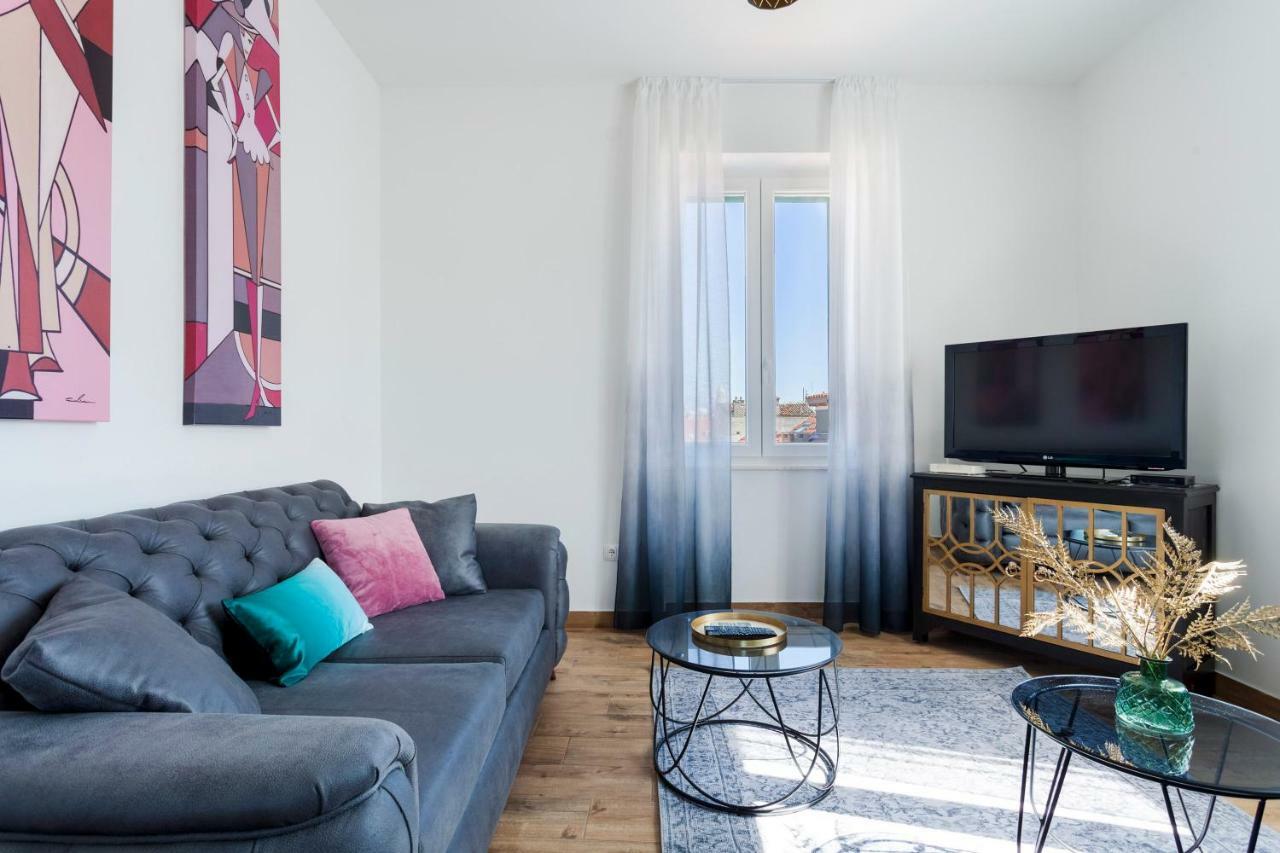 Cozy Apartment Lile In The Heart Of Old Town สปลิท ภายนอก รูปภาพ