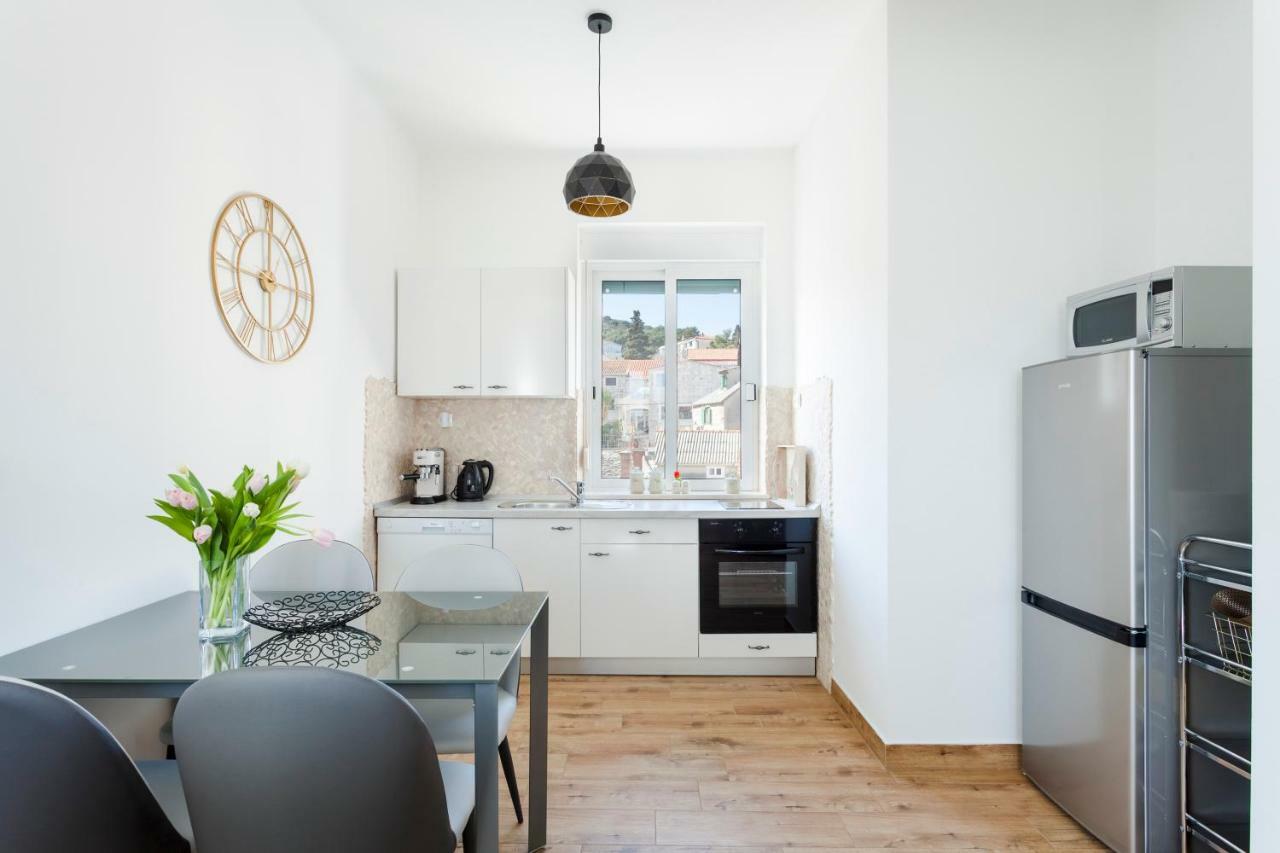 Cozy Apartment Lile In The Heart Of Old Town สปลิท ภายนอก รูปภาพ