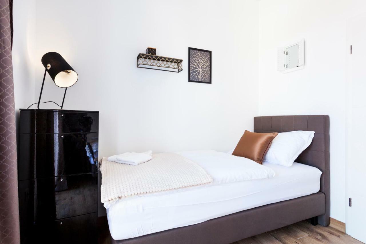 Cozy Apartment Lile In The Heart Of Old Town สปลิท ภายนอก รูปภาพ